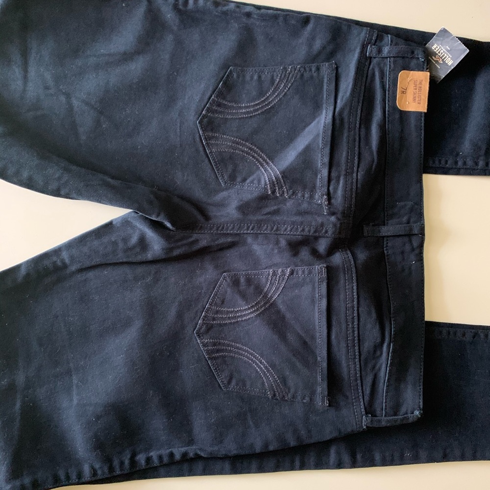 Hollister Super Skinny Jeans.